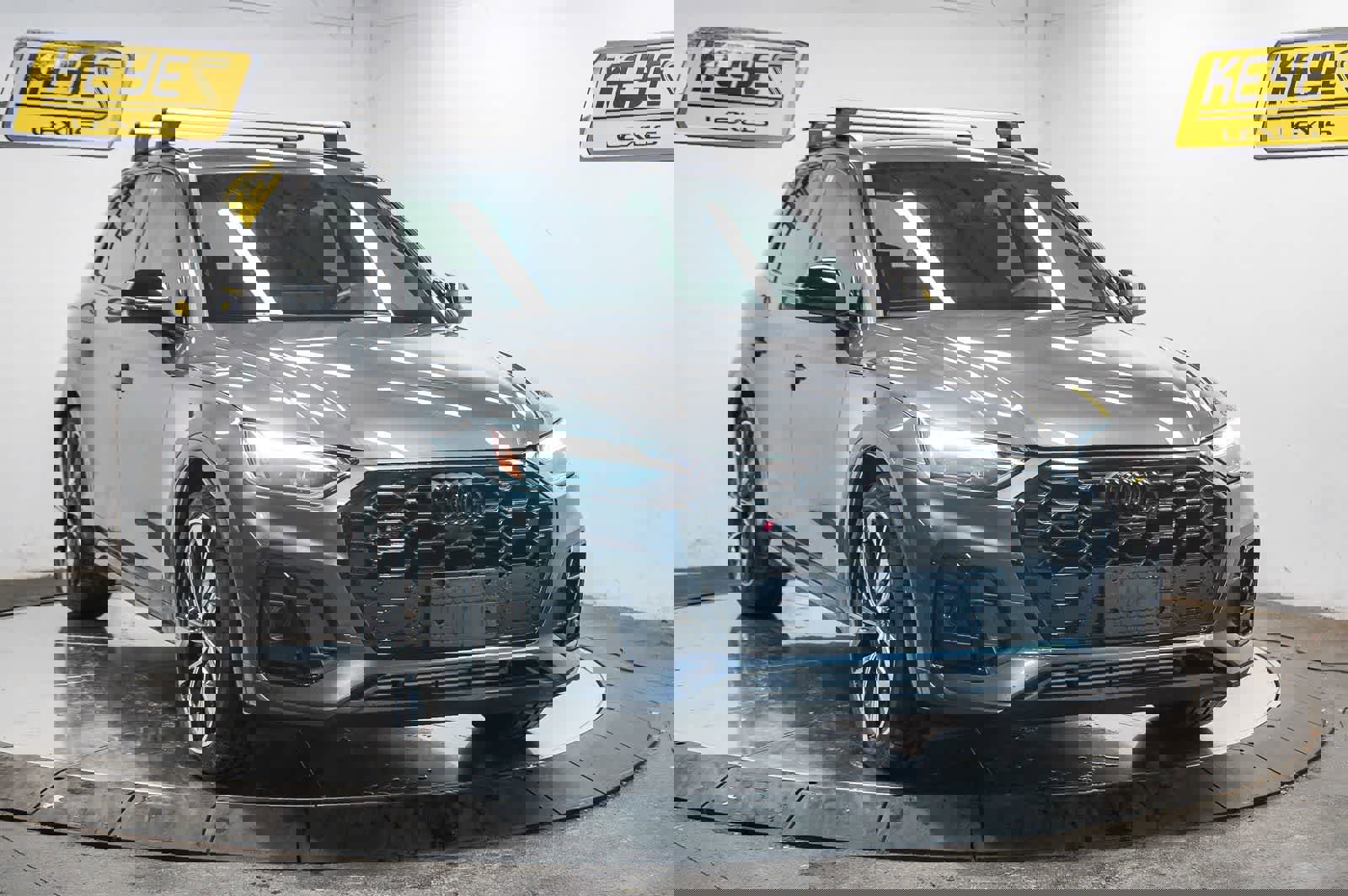 Used 2023 Audi SQ5 Premium Plus w/ Premium Plus Package image 5