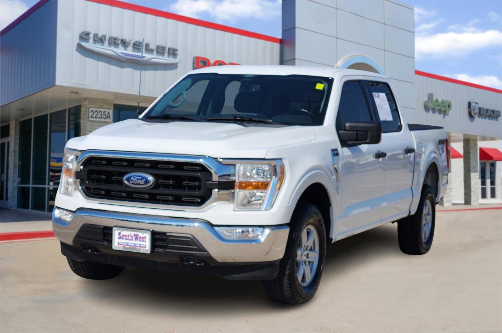 Used 2021 Ford F150 XLT w/ Equipment Group 301A Mid image 2