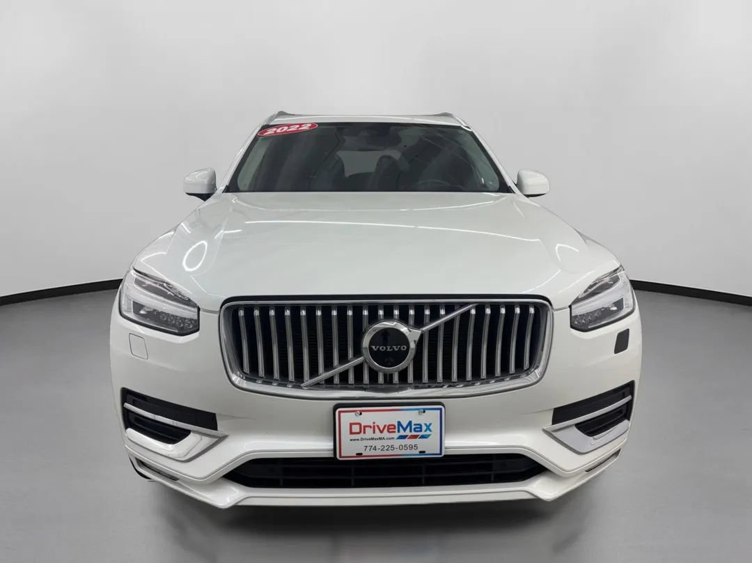 Used 2022 Volvo XC90 T6 Inscription w/ Protection Package Premier AWD/4WD image 2