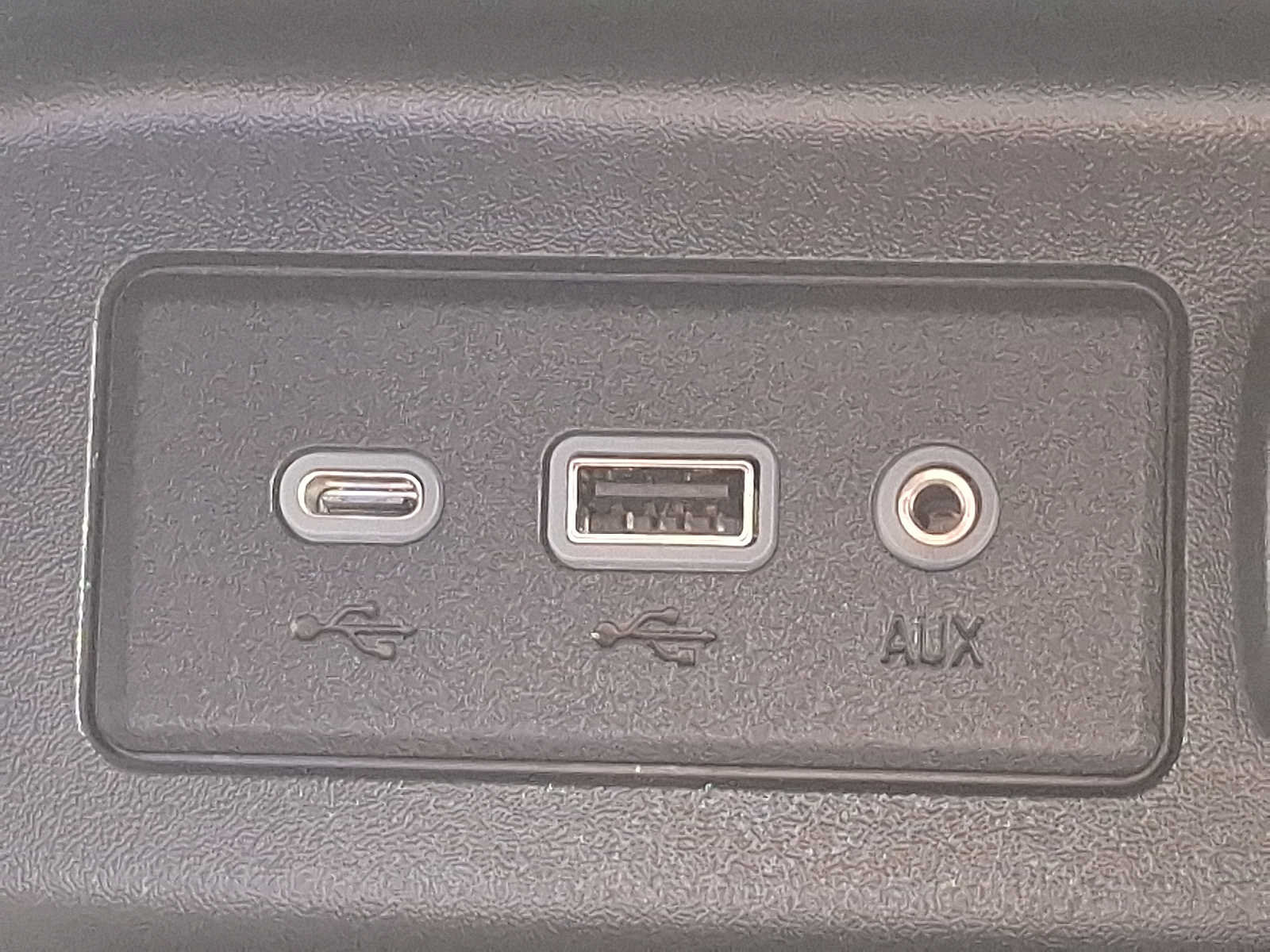 Used 2023 Chevrolet Equinox LT AWD/4WD image 24