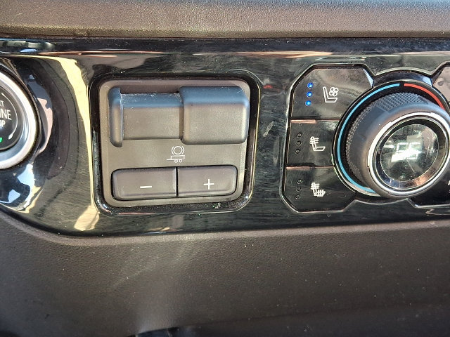 Certified 2024 Chevrolet Silverado 1500 LTZ w/ Technology Package AWD/4WD image 25