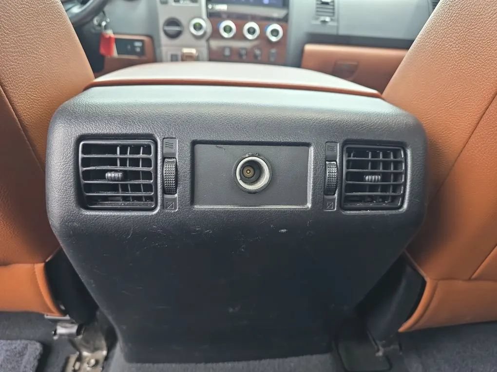 Used 2012 Toyota Tundra Limited w/ Platinum Pkg RWD image 41