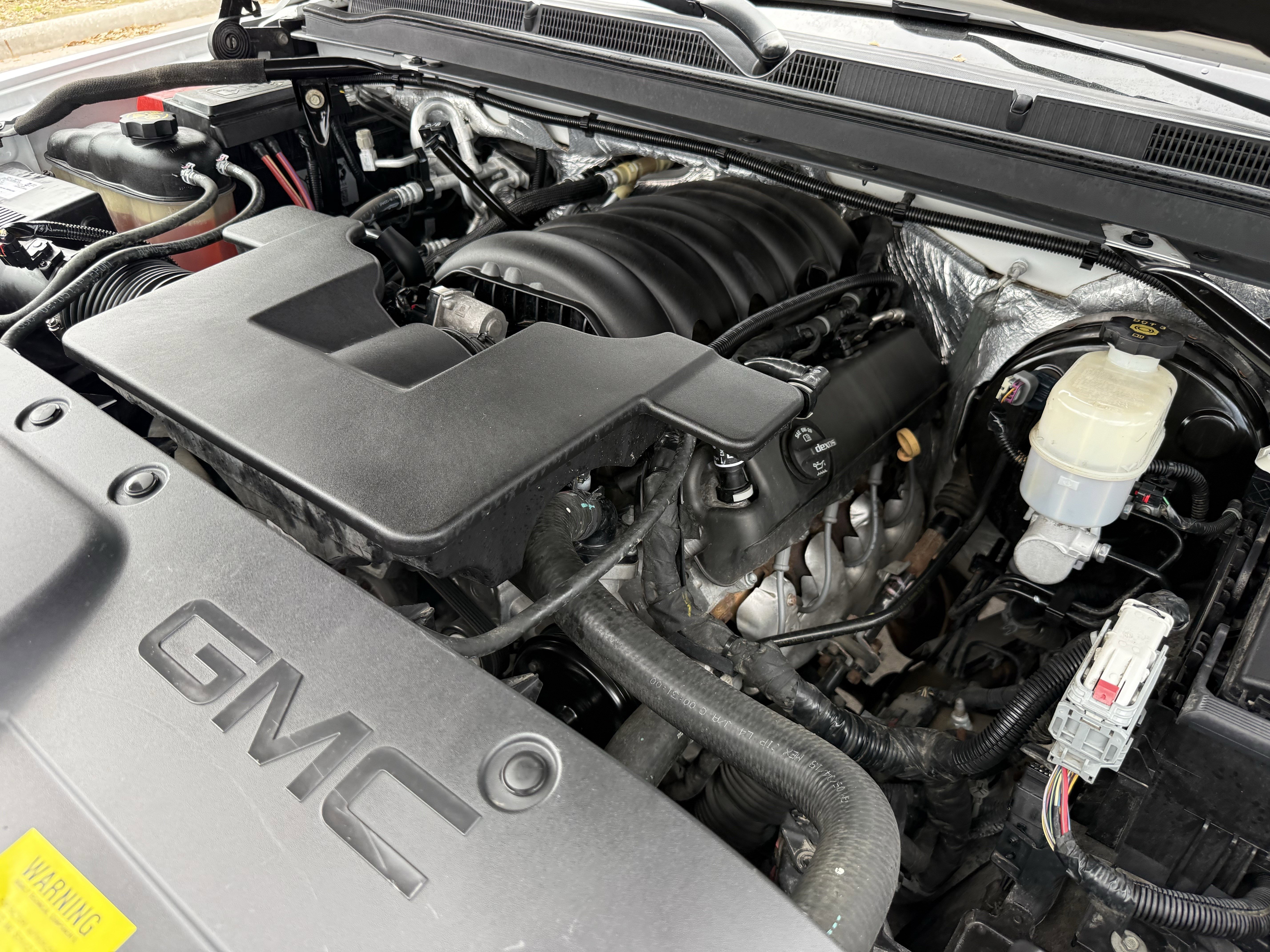 Used 2018 GMC Yukon SLT w/ Premium Edition image 34