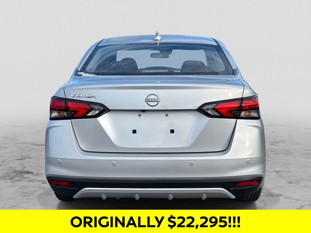 Used 2025 Nissan Versa SV w/ Trunk Package image 4