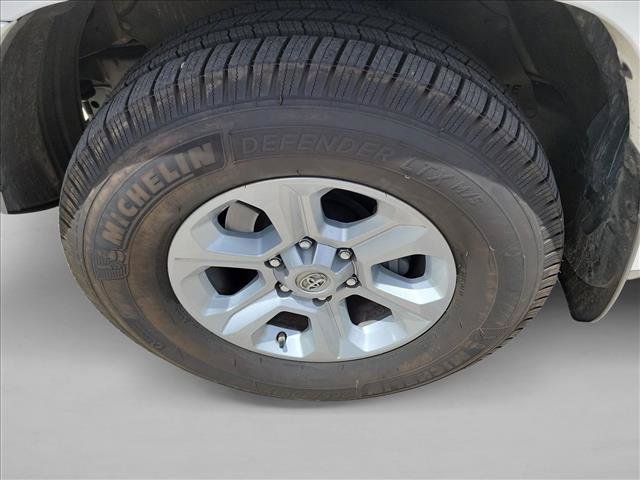 Used 2017 Toyota 4Runner SR5 Premium RWD image 8