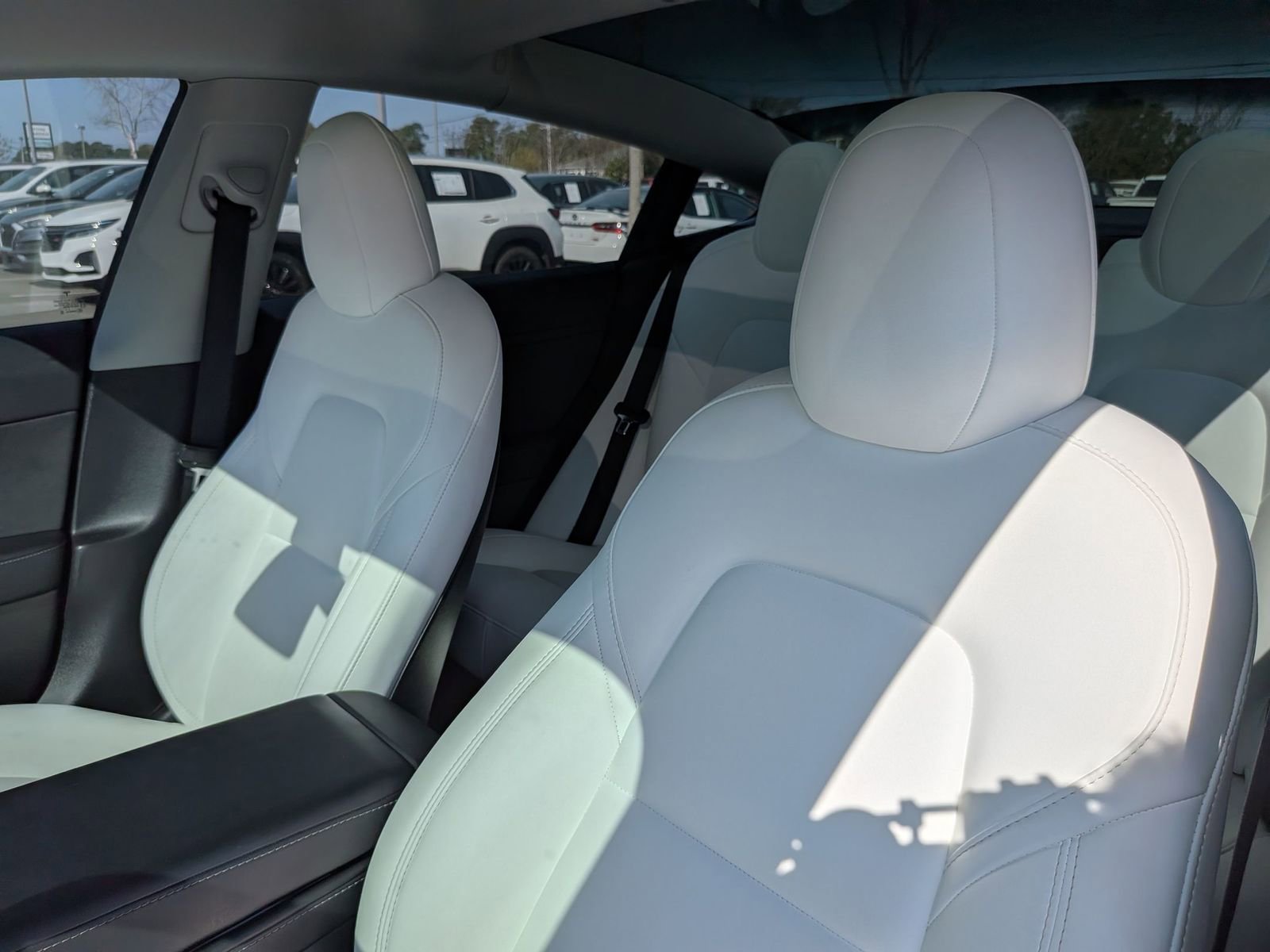 Used 2022 Tesla Model 3 Performance image 15