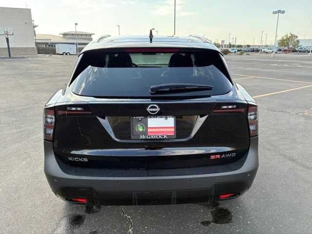 Certified 2025 Nissan Kicks SR w/ SR Premium Package AWD/4WD image 5