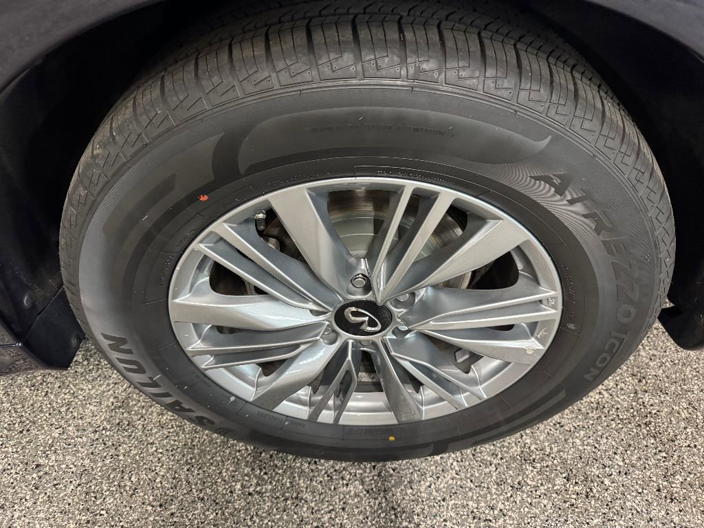 Used 2021 INFINITI QX80 Luxe image 14