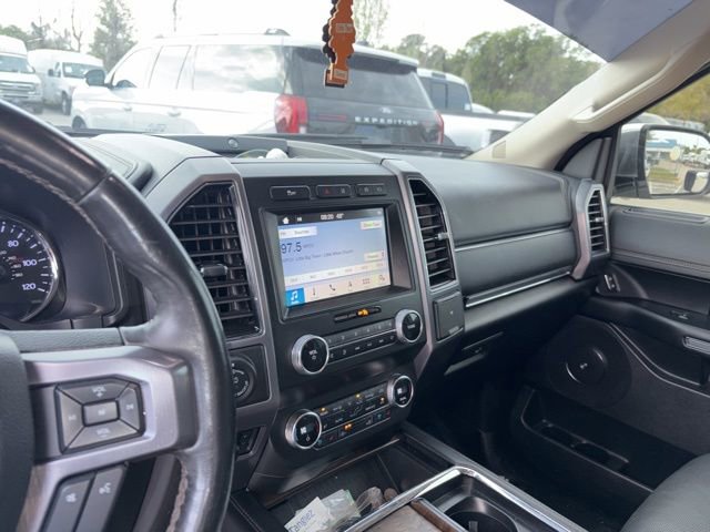 Used 2019 Ford Expedition Platinum image 10