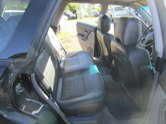 Used 2000 Subaru Outback Limited image 21