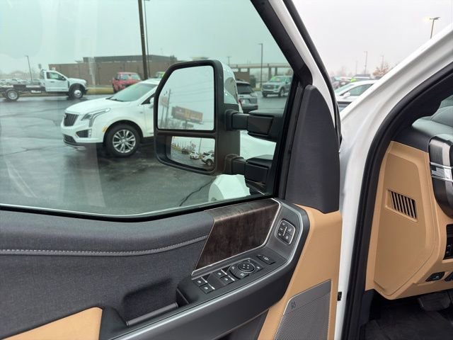 New 2026 Ford F450 Lariat w/ Lariat Premium Package image 25