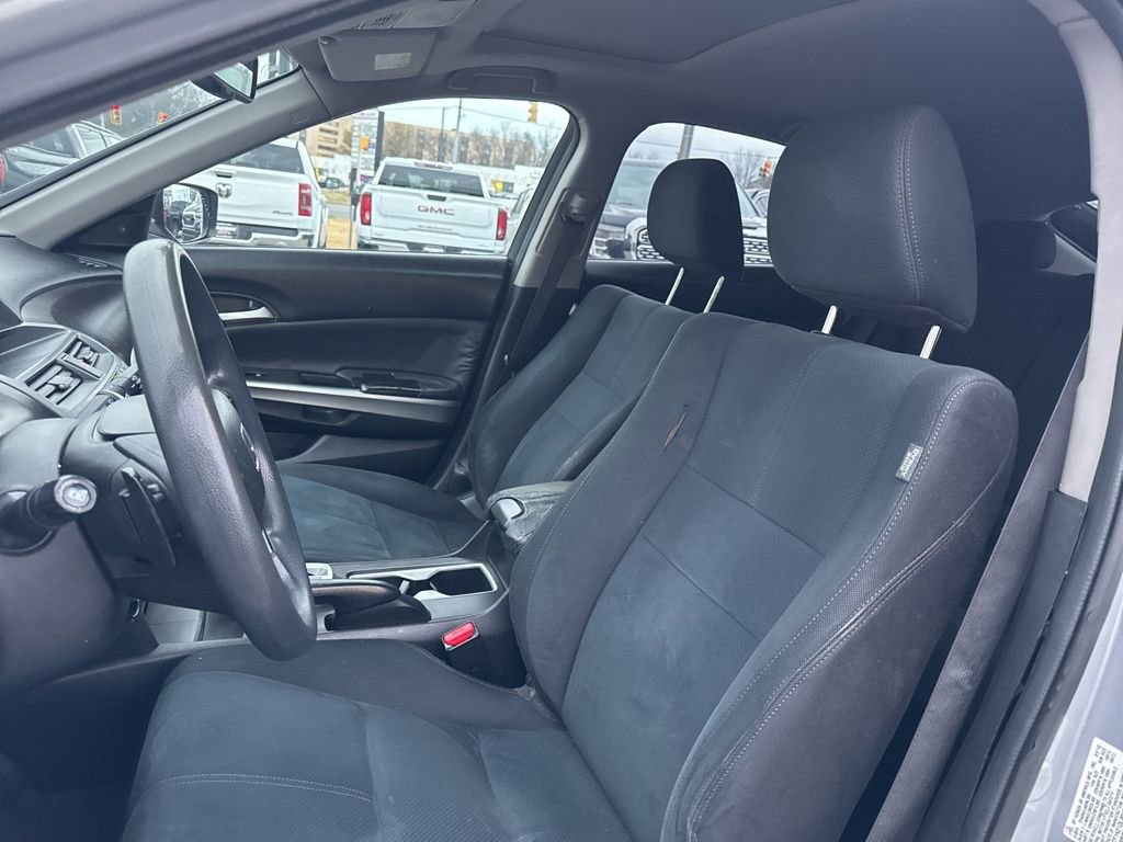 Used 2013 Honda Crosstour EX image 15