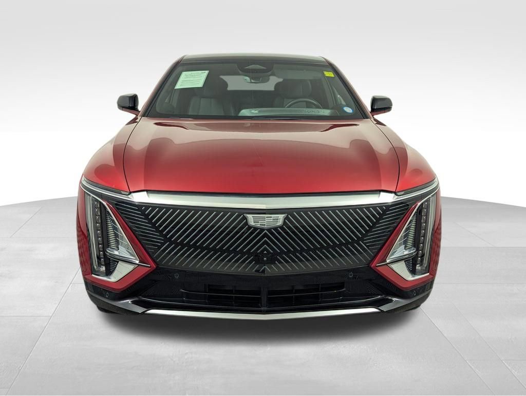Used 2024 Cadillac Lyriq Luxury w/ LPO, Floor Liner Package image 17