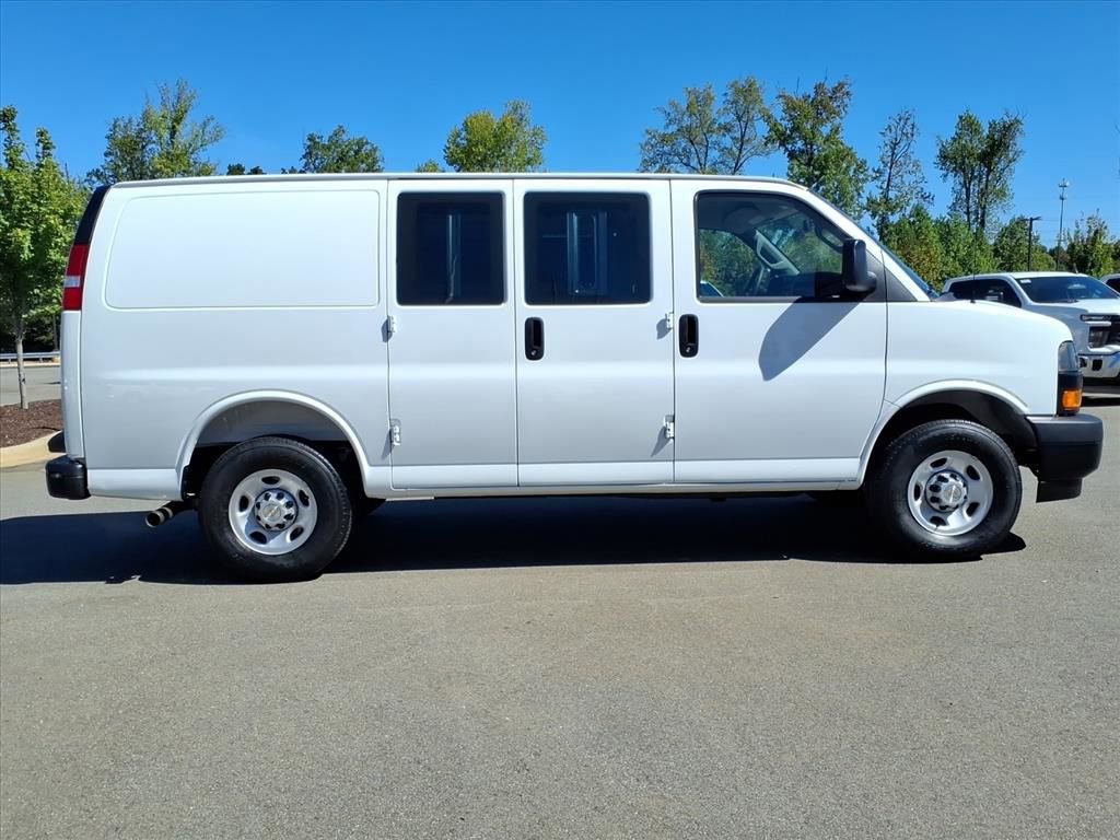New 2026 Chevrolet Express 2500 w/ Driver Convenience Package image 24