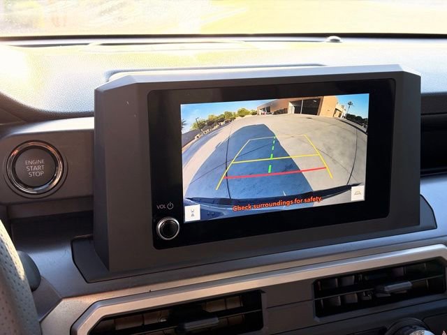 Used 2025 Toyota Tacoma SR5 AWD/4WD image 16