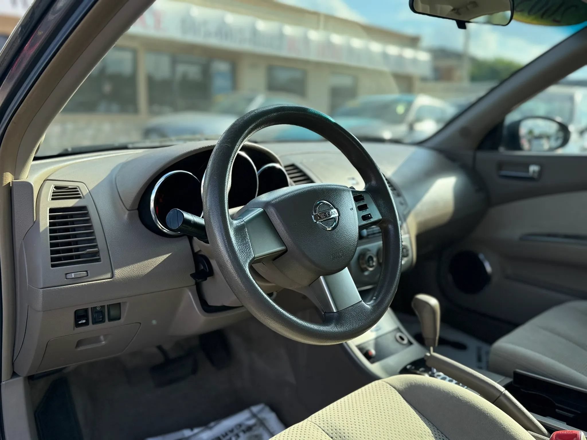 Used 2005 Nissan Altima 2.5 S w/ (S02) Side Airbags Pkg FWD image 21