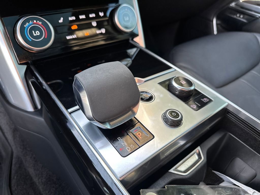Used 2023 Land Rover Range Rover SE AWD/4WD image 29