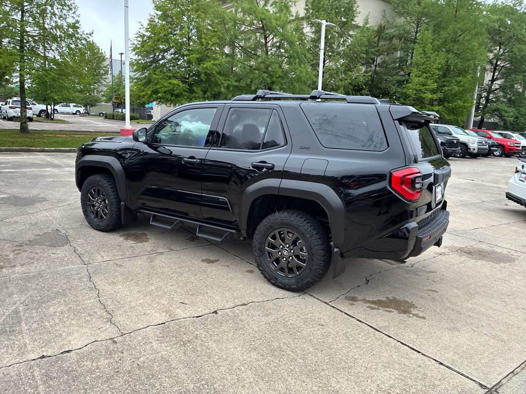 New 2026 Toyota 4Runner SR5 AWD/4WD image 3