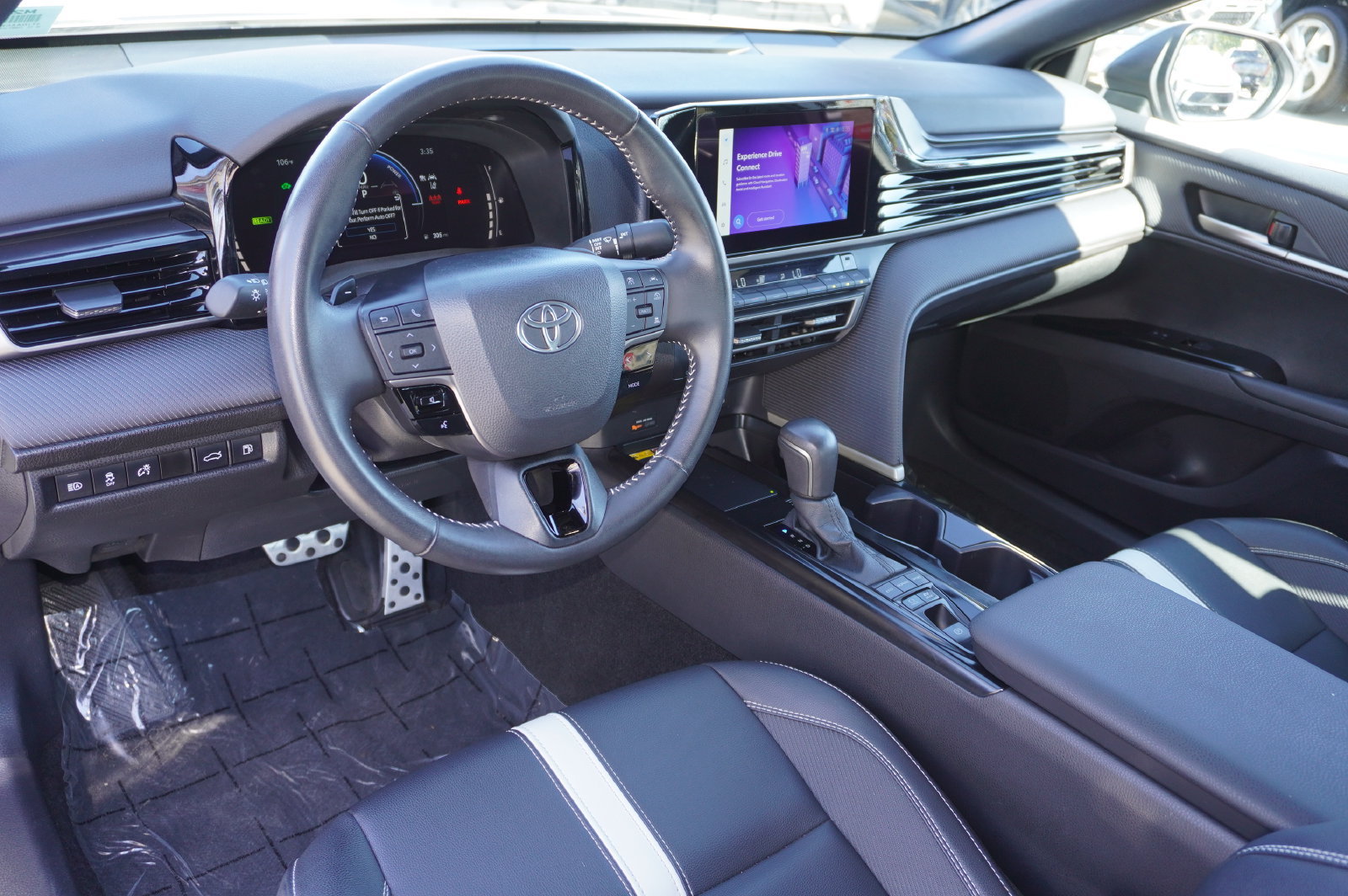 Certified 2026 Toyota Camry SE FWD image 11