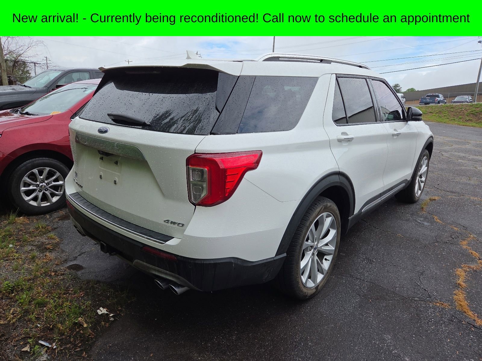 Used 2024 Ford Explorer Platinum w/ Technology Package AWD/4WD image 5