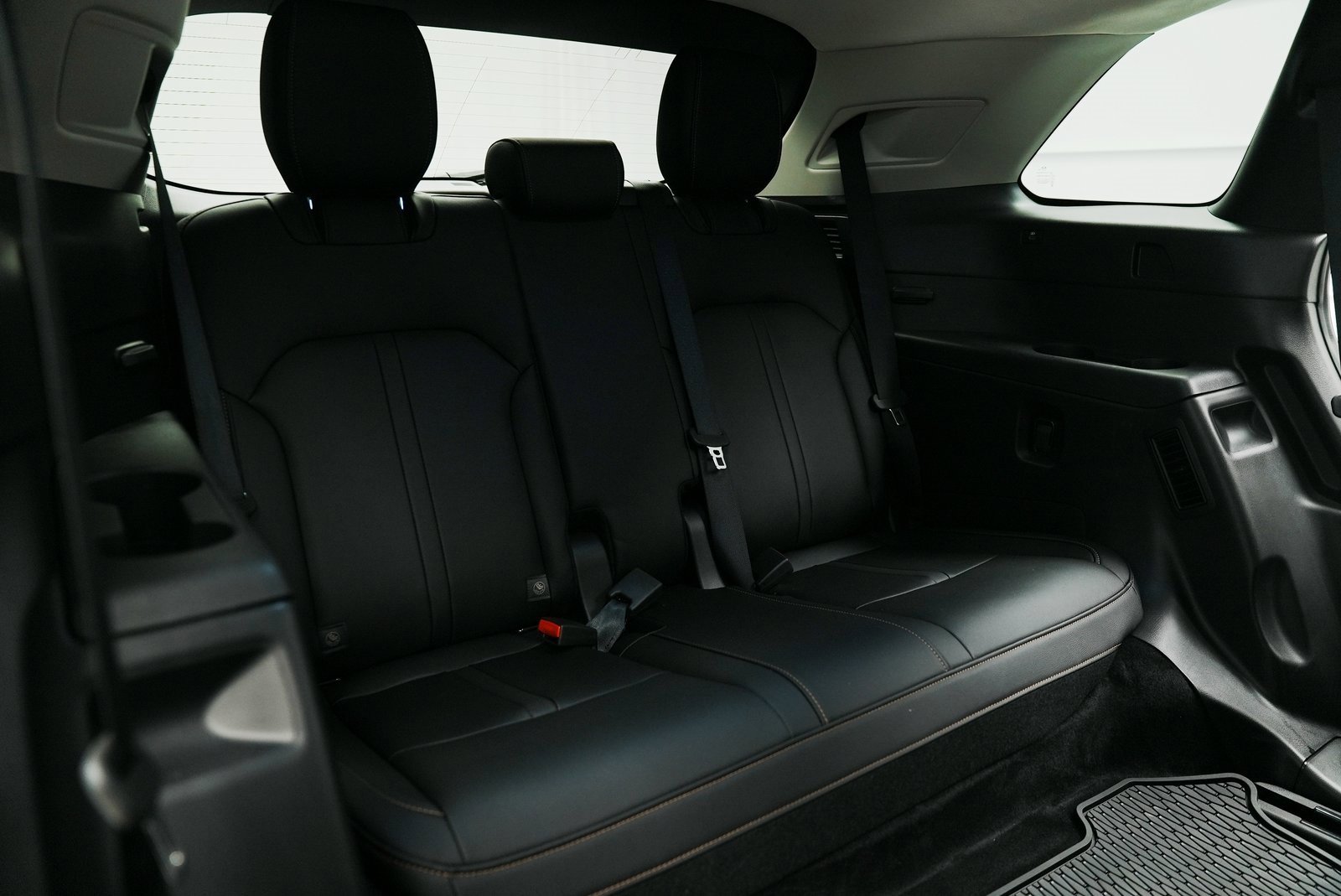 Used 2025 MAZDA CX-90 3.3 Turbo w/ Preferred Package image 31