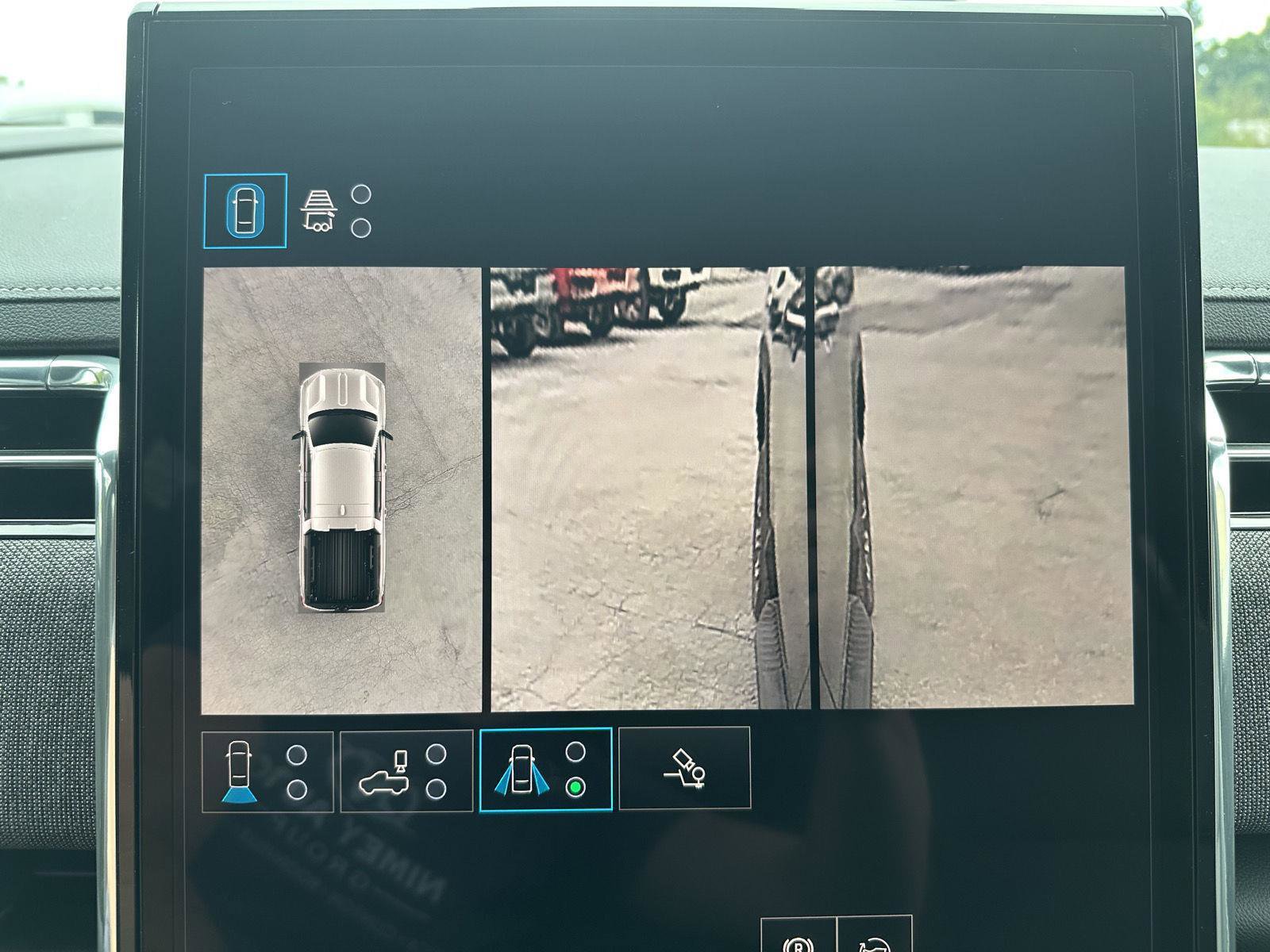 New 2026 GMC Sierra EV Elevation image 27