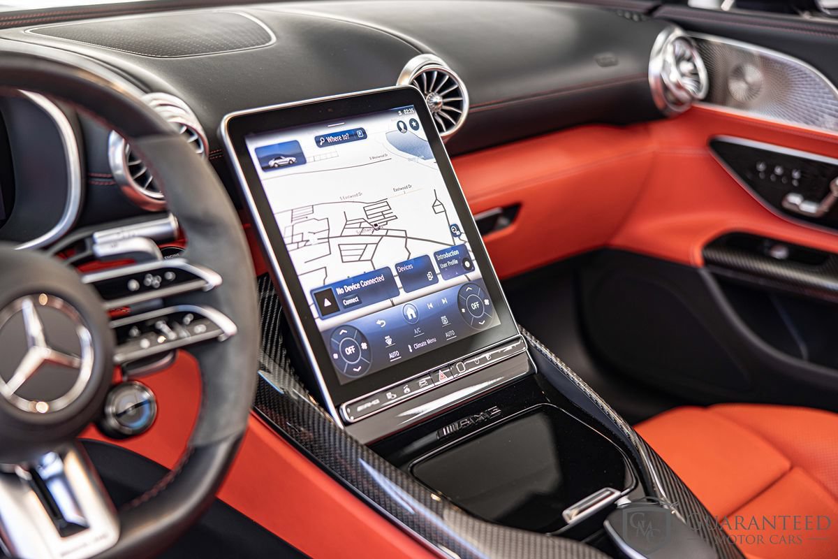 Used 2022 Mercedes-Benz SL 63 AMG 4MATIC w/ AMG Aerodynamic Package image 22