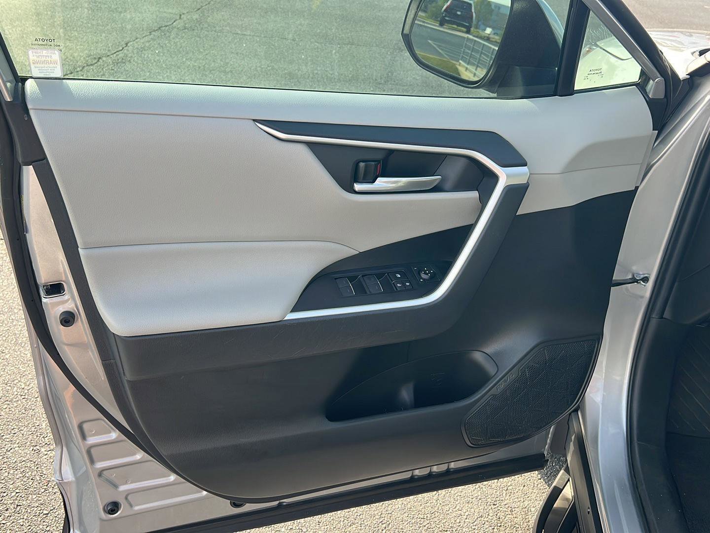 Certified 2023 Toyota RAV4 XLE image 16