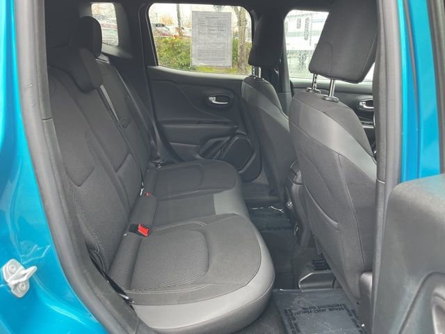 Used 2022 Jeep Renegade Altitude w/ Convenience Group image 10