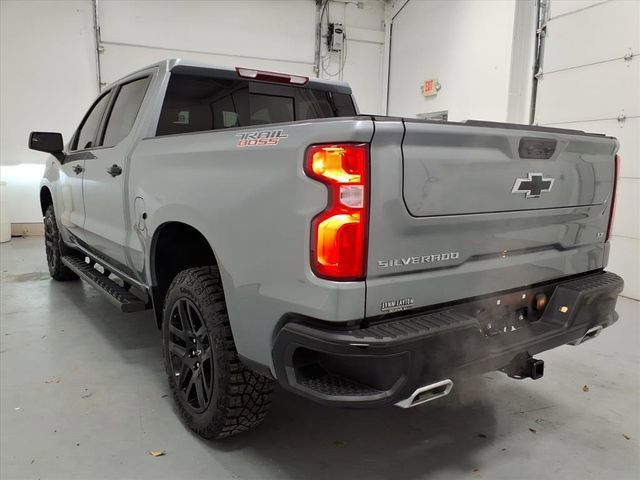Used 2025 Chevrolet Silverado 1500 LT Trail Boss w/ Convenience Package II AWD/4WD image 5