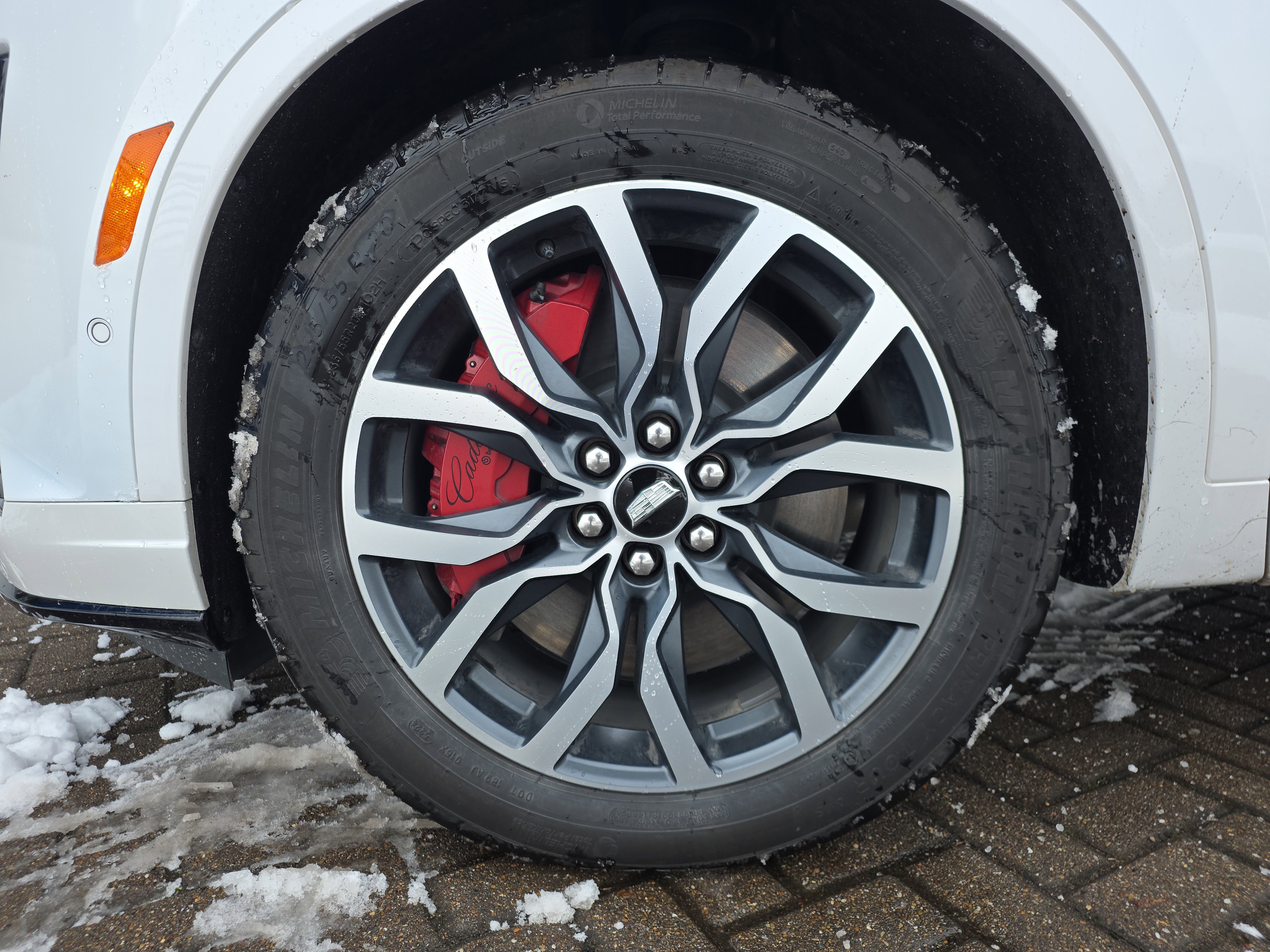 Used 2025 Cadillac XT6 Sport w/ Platinum Package image 11