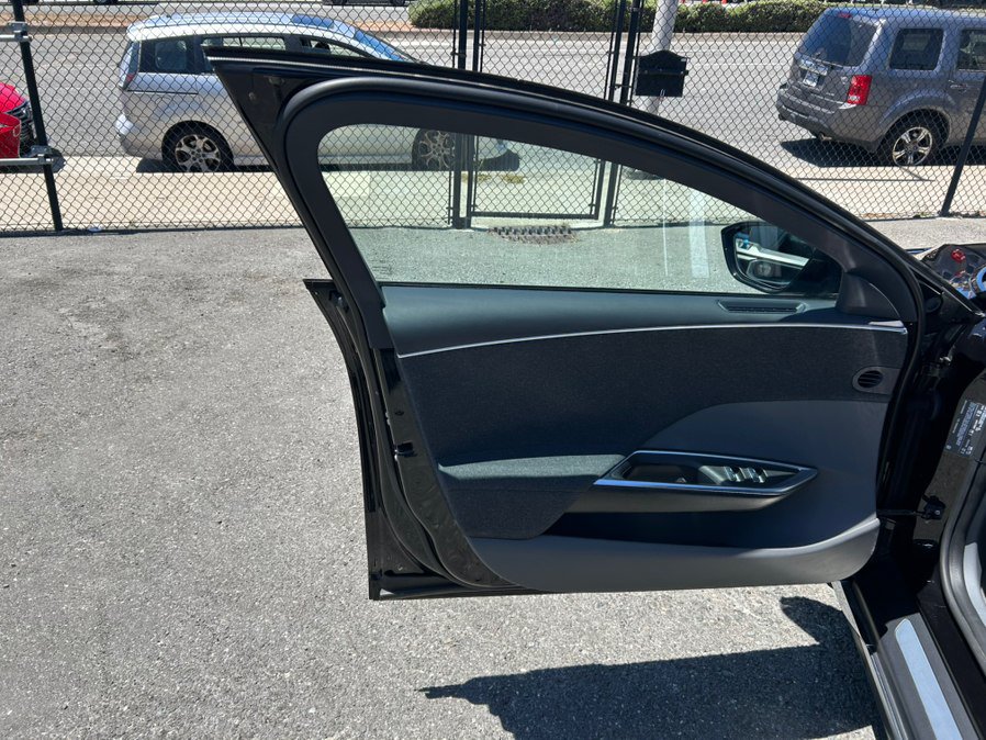 Used 2024 Lucid Air Touring AWD/4WD image 10