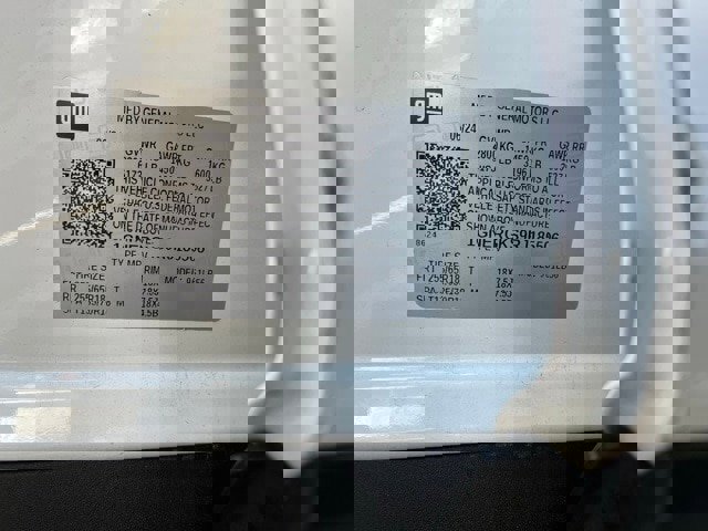 Used 2024 Chevrolet Traverse LT image 14