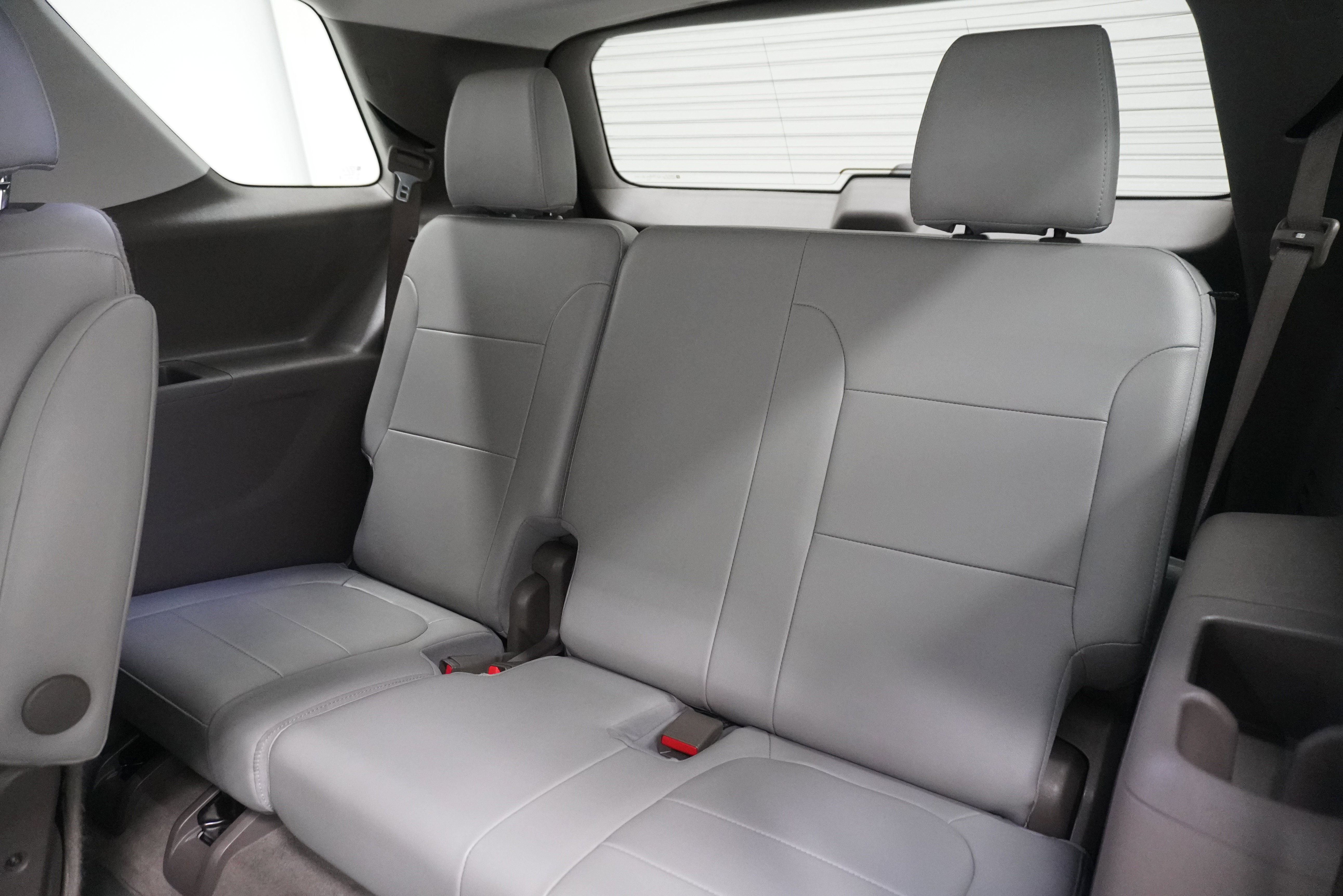 Used 2020 Chevrolet Traverse LT w/ Driver Confidence II Package FWD image 14