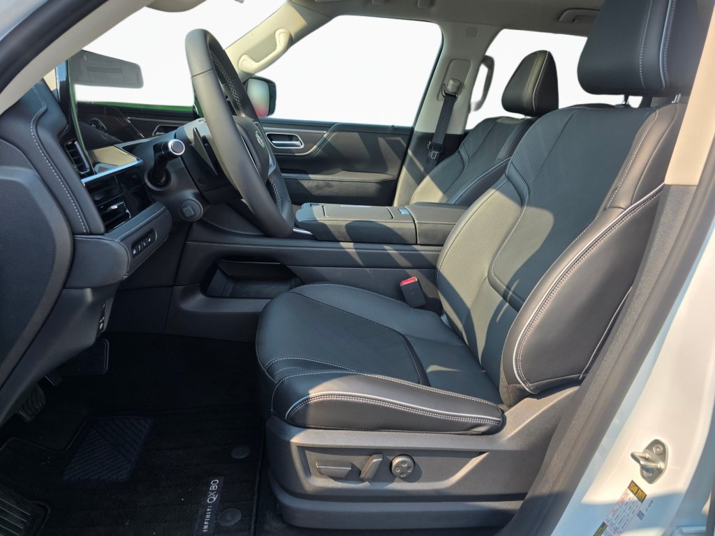 New 2027 INFINITI QX80 Luxe w/ Cargo Package AWD/4WD image 12