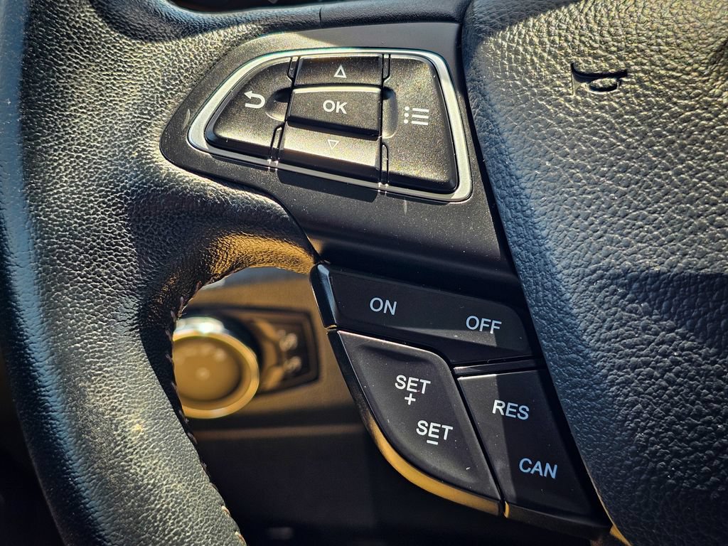 Used 2020 Ford EcoSport SES w/ SES Black Appearance Package AWD/4WD image 19