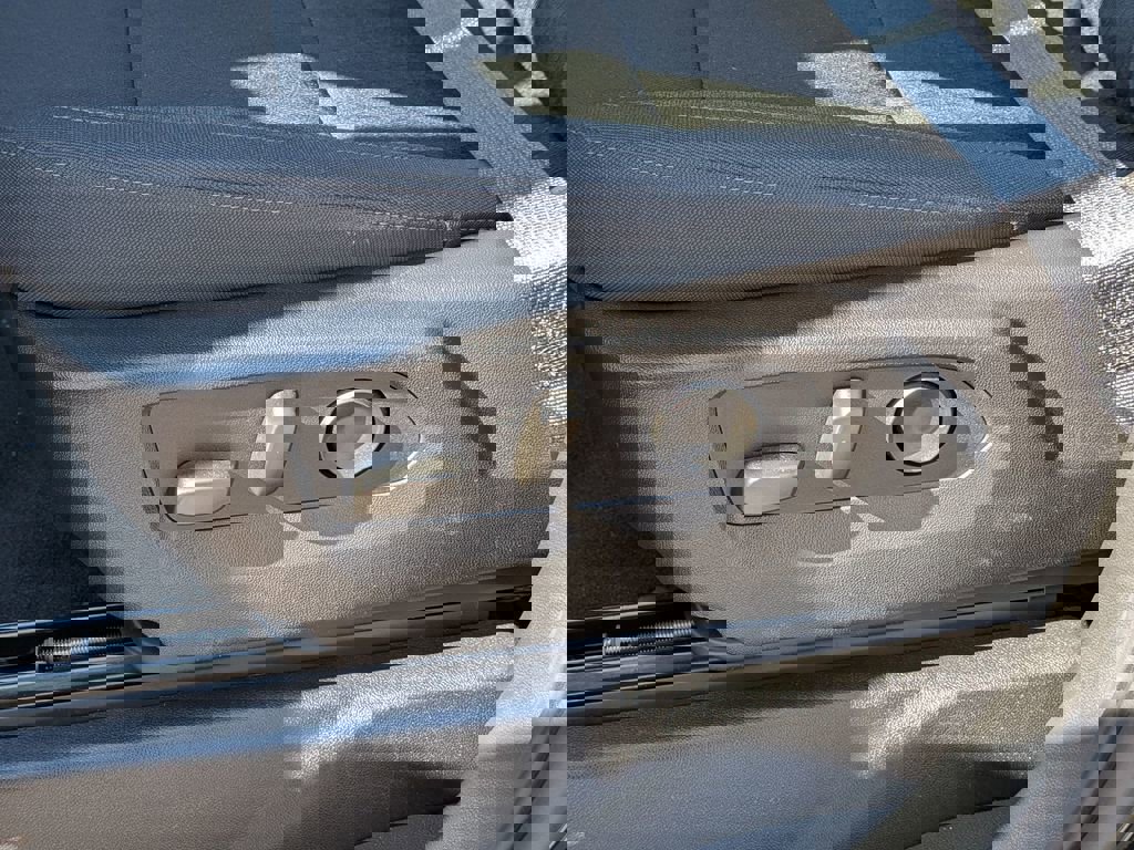 New 2026 Chevrolet Silverado 1500 Custom image 17