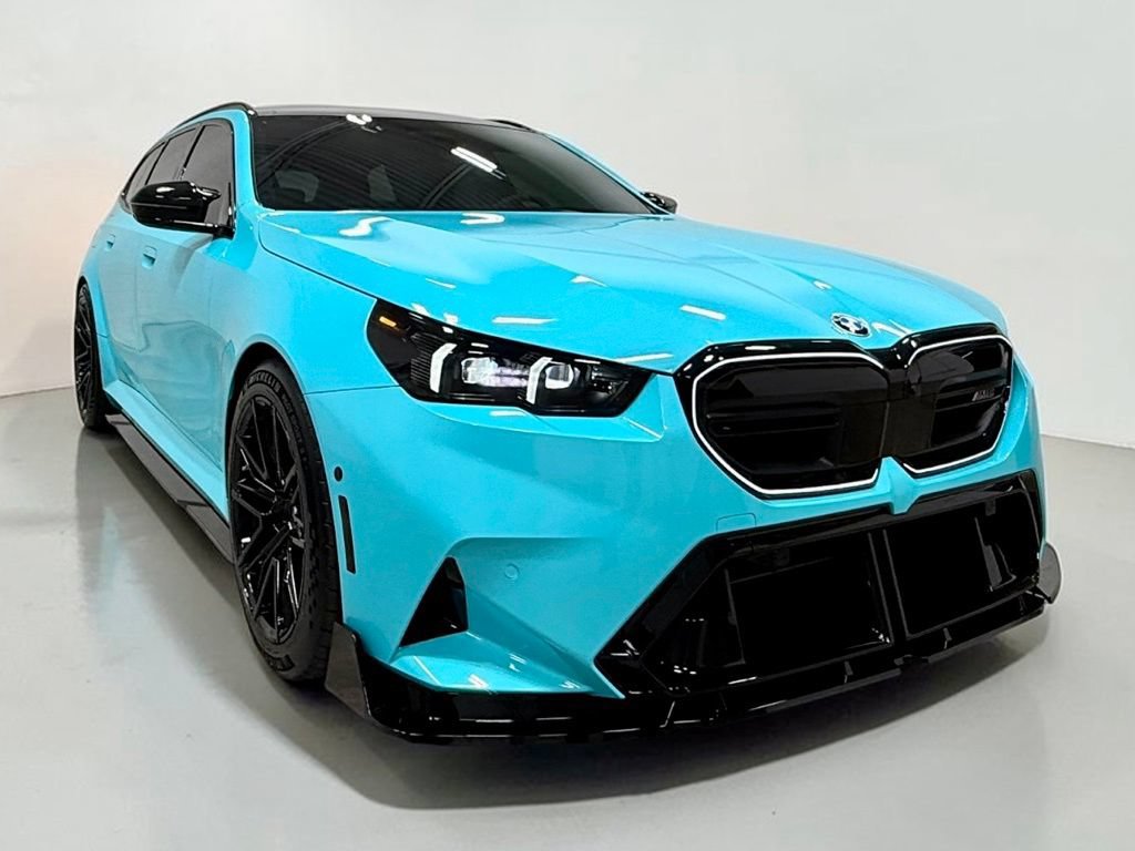 Used 2026 BMW M5 Touring AWD/4WD image 8