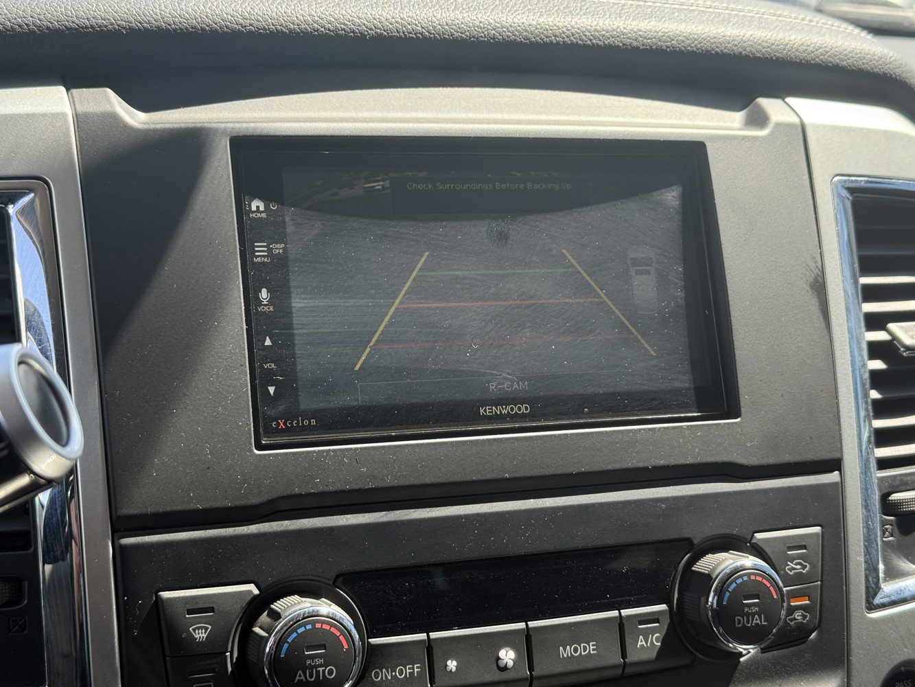 Used 2018 Nissan Titan PRO-4X w/ Pro-4x Utility Package image 13