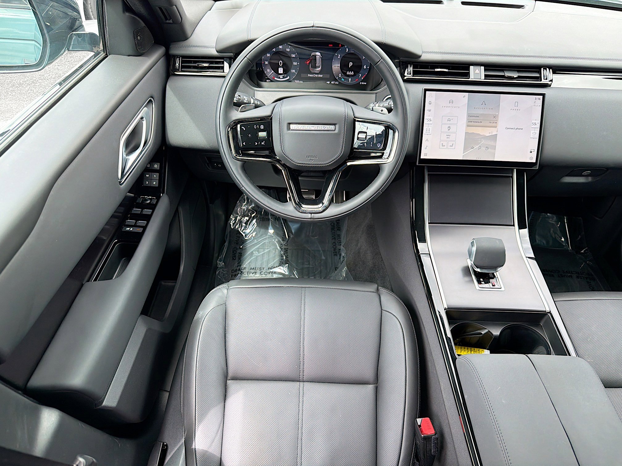 Used 2026 Land Rover Range Rover Velar Dynamic SE image 17