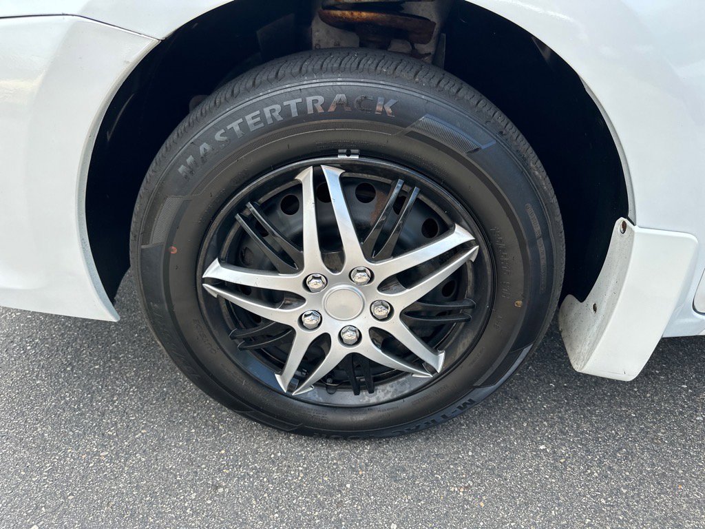 Used 2011 Nissan Sentra 2.0 image 7