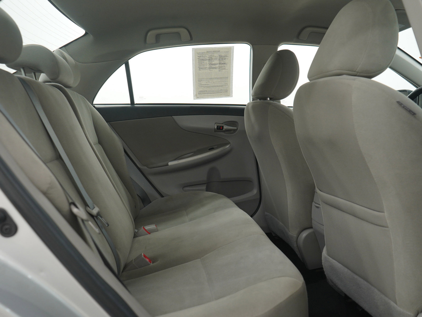 Used 2012 Toyota Corolla LE image 12