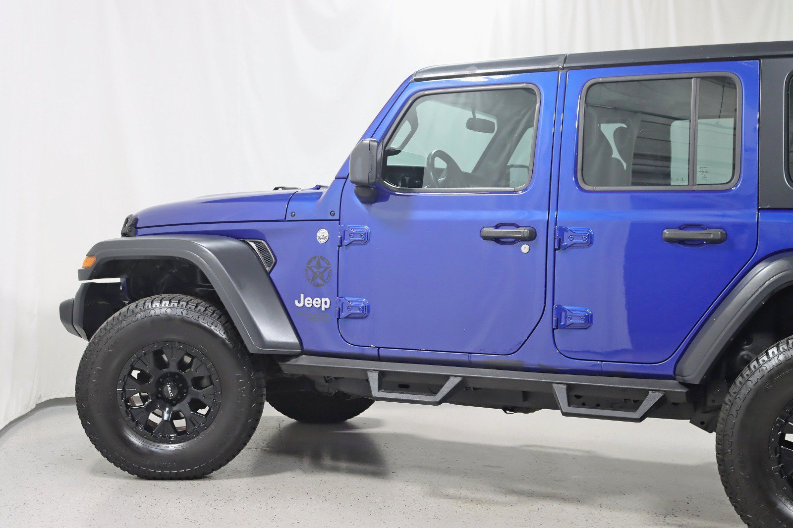 Used 2018 Jeep Wrangler Unlimited Sport AWD/4WD image 11