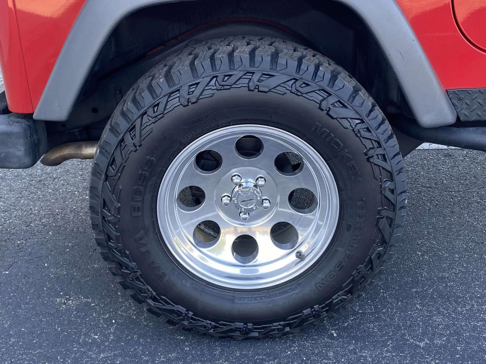 Used 2005 Jeep Wrangler Rubicon AWD/4WD image 10