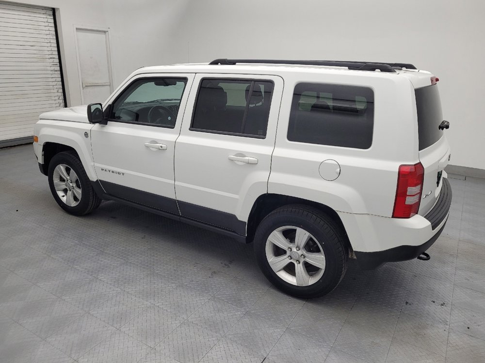 Used 2014 Jeep Patriot Latitude image 3