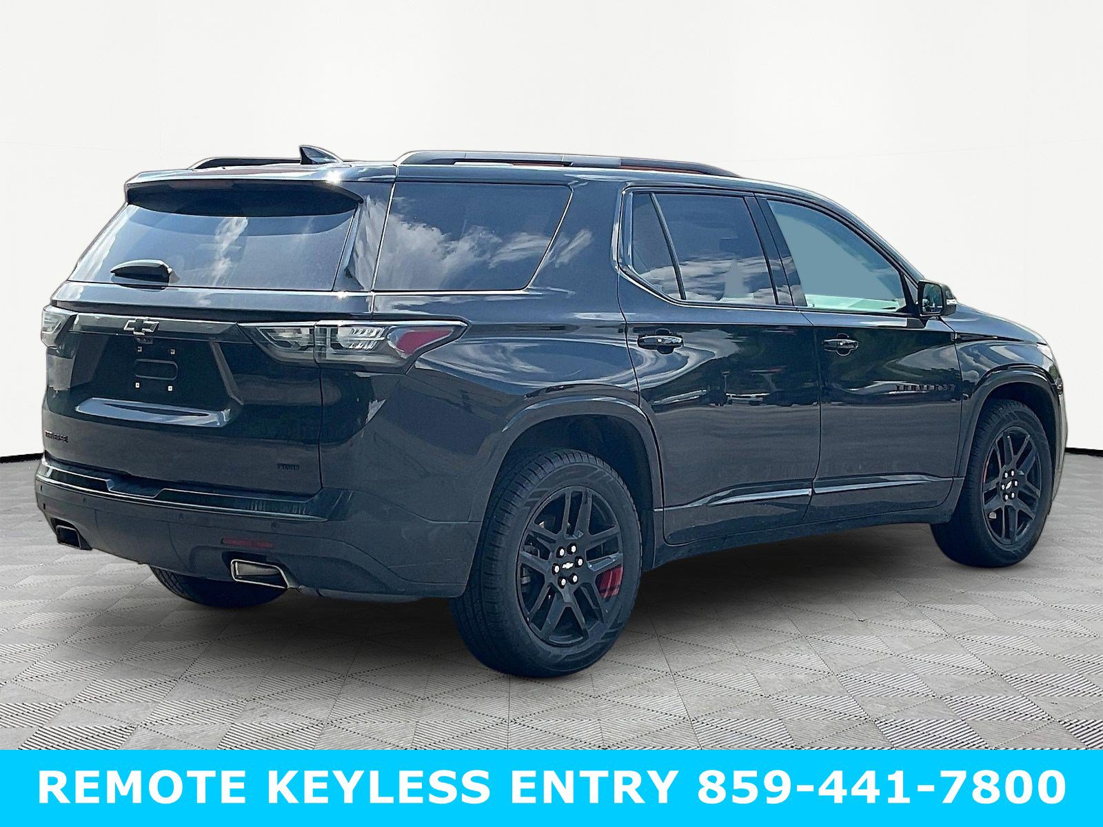 Used 2021 Chevrolet Traverse Premier w/ Redline Edition AWD/4WD image 6