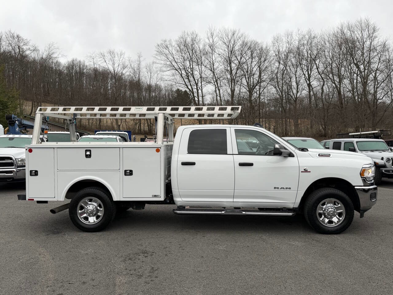 Used 2022 RAM 2500 Tradesman w/ Chrome Appearance Group image 2