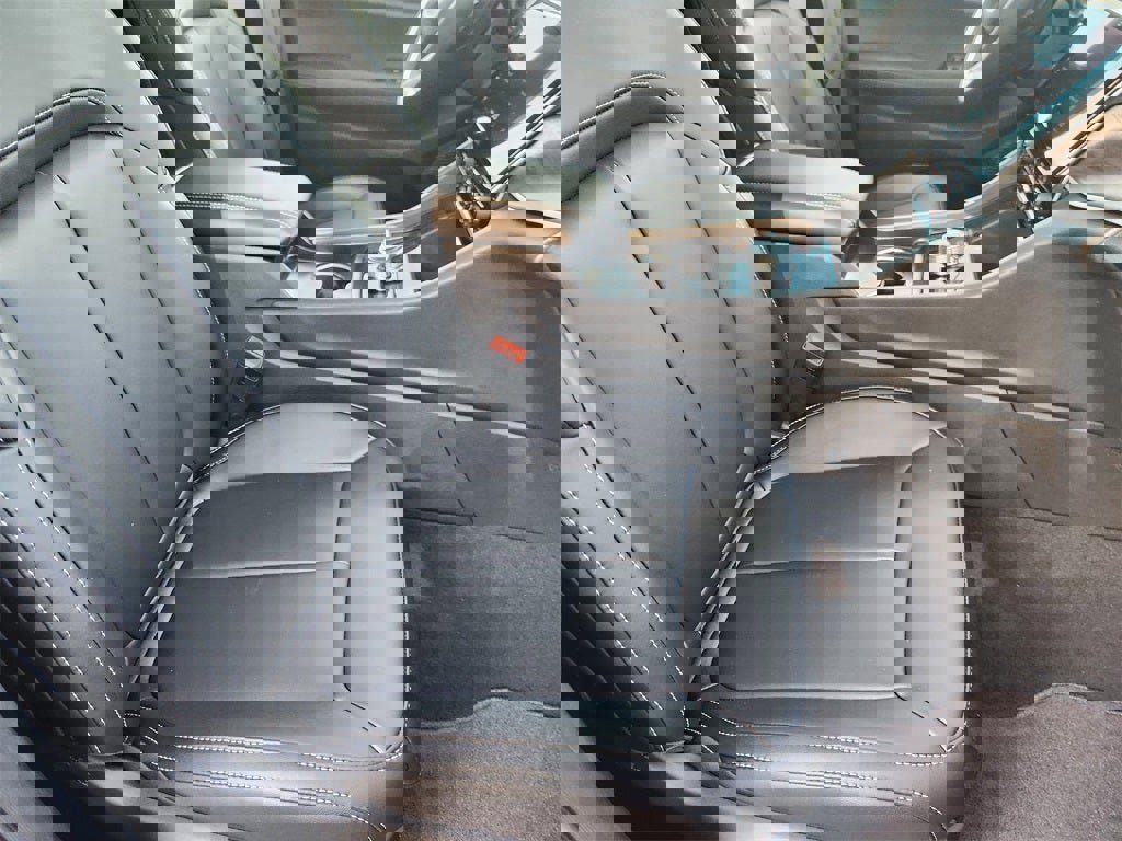 New 2025 Jeep Grand Cherokee Limited image 10