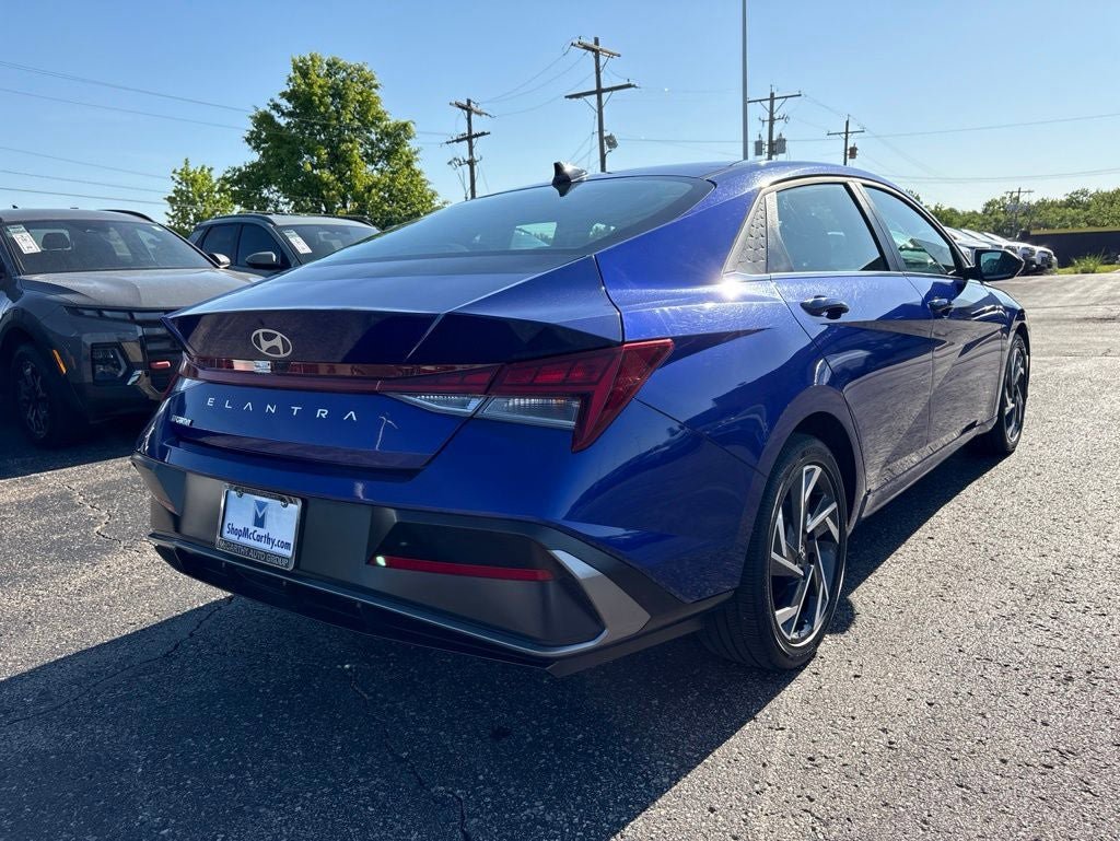 Certified 2025 Hyundai Elantra SEL FWD image 7