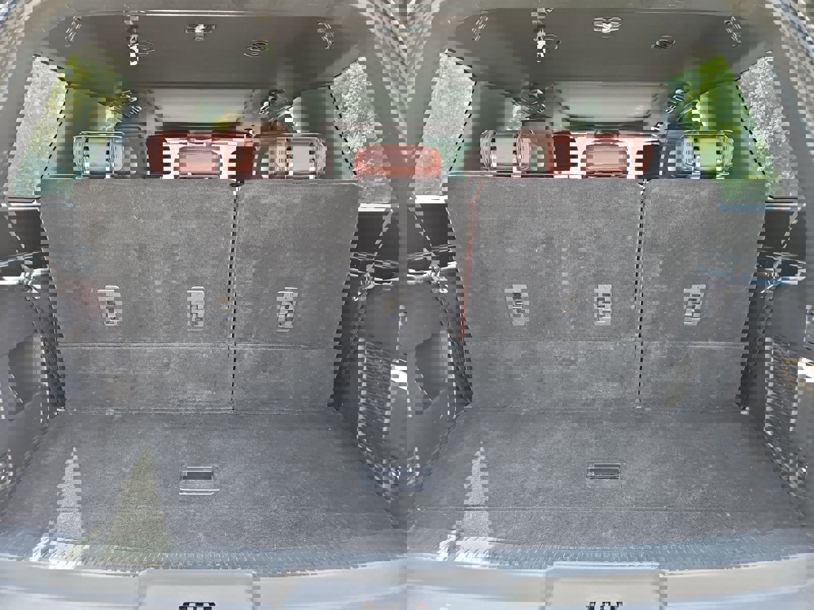 Used 2024 Ford Expedition Limited image 19